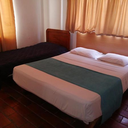 Hotel Del Oeste Cali Dış mekan fotoğraf