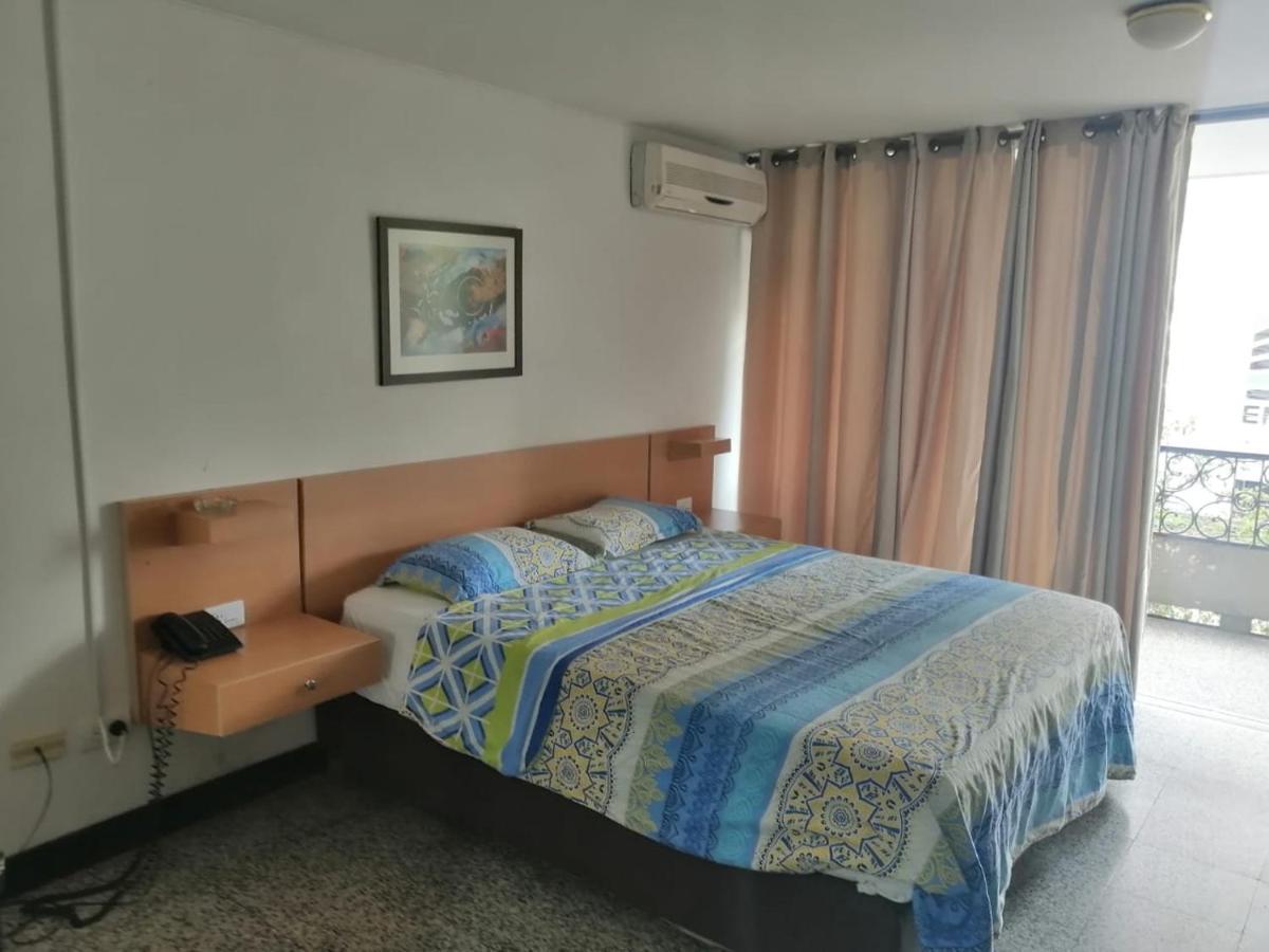 Hotel Del Oeste Cali Dış mekan fotoğraf