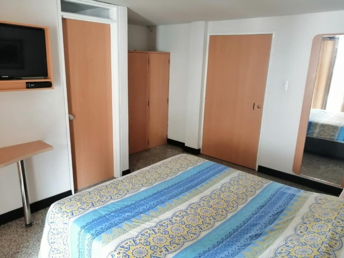 Hotel Del Oeste Cali Dış mekan fotoğraf