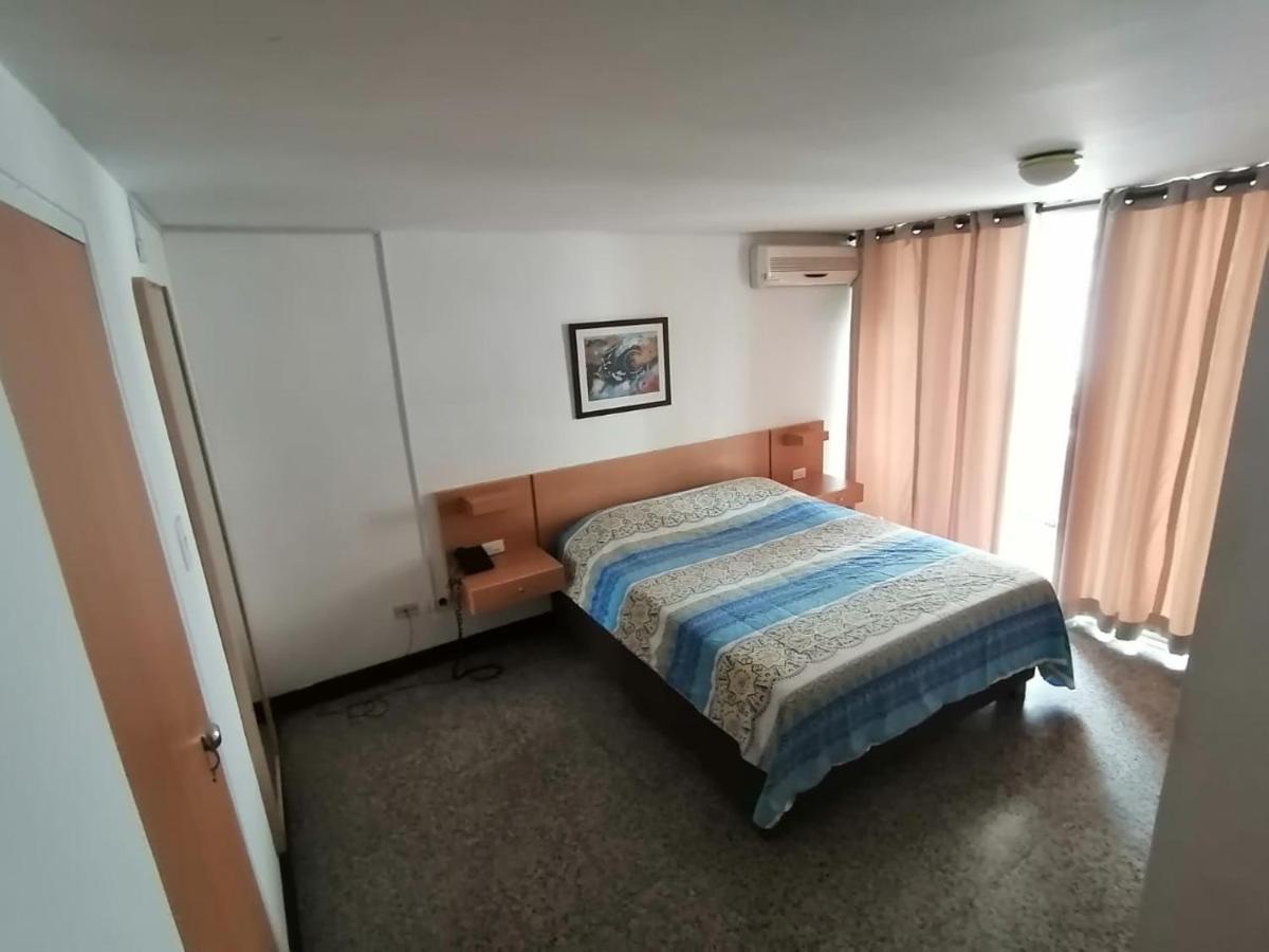 Hotel Del Oeste Cali Dış mekan fotoğraf